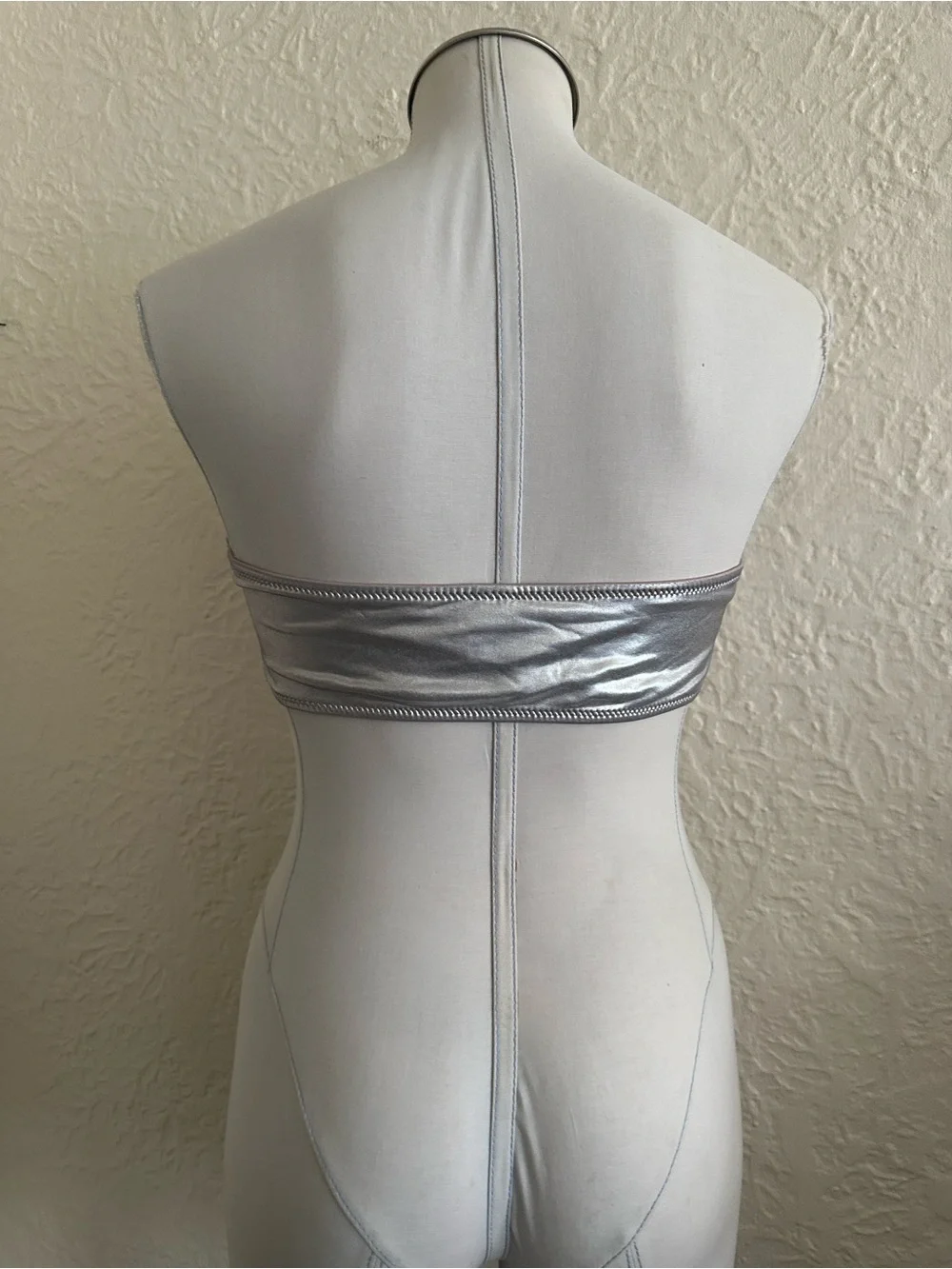 SKIMS Silver Metallic Bandeau Strapless Crop Top Medium